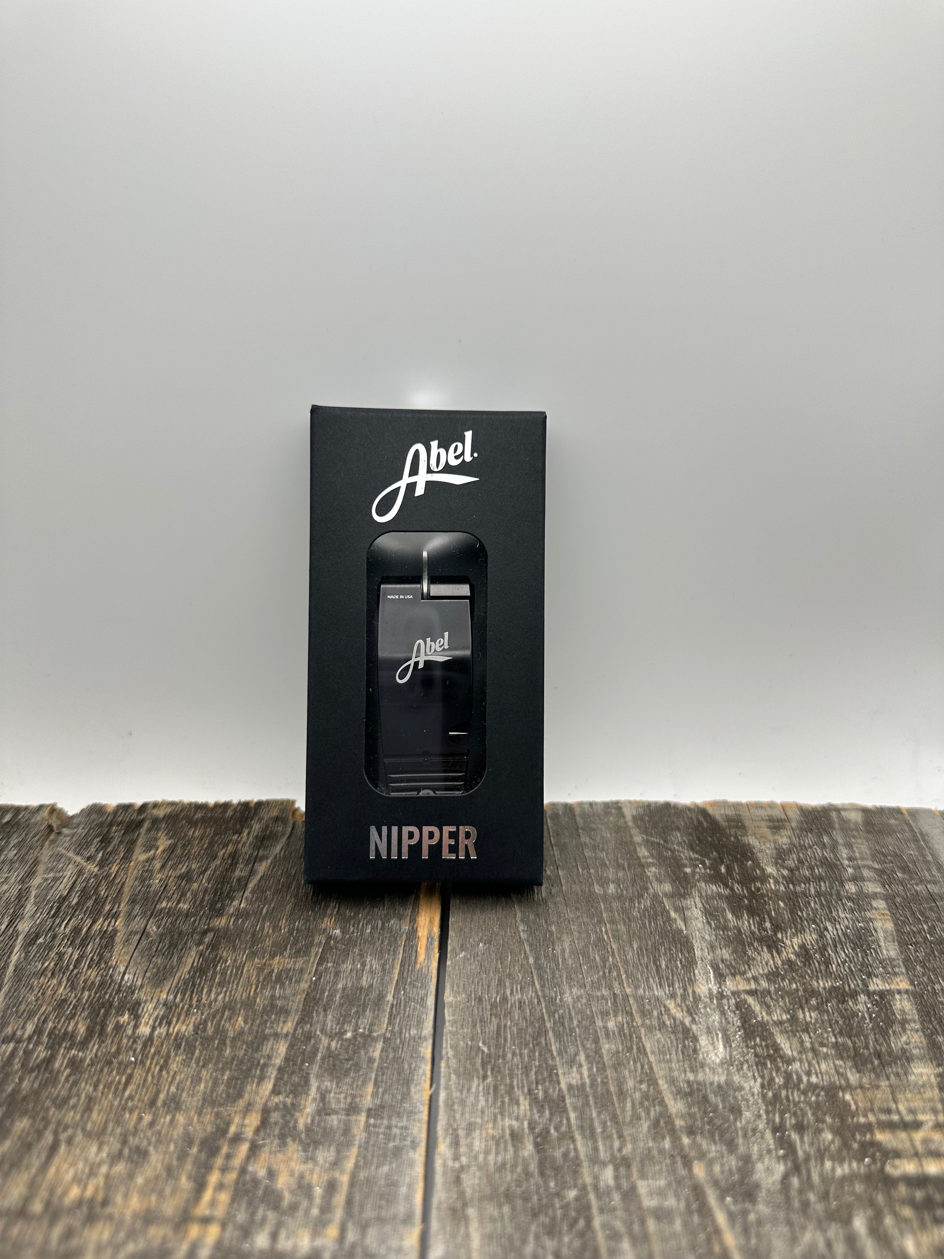 Abel Nipper Black Nippers