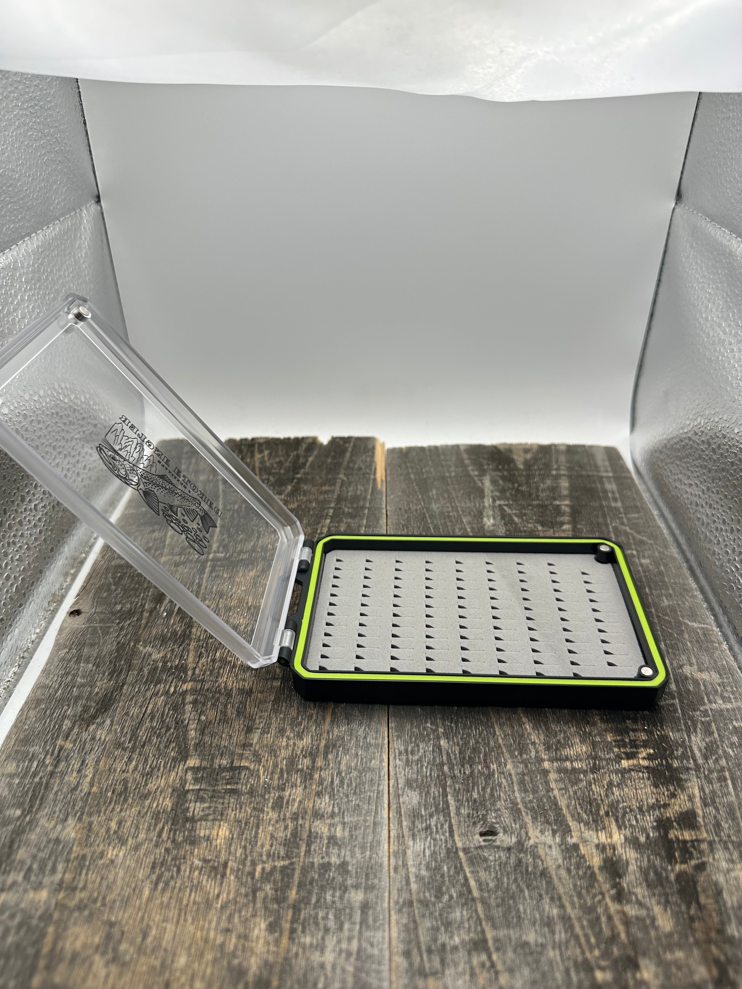 DAO Mag-close Slim boxes Fly Box